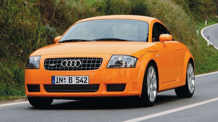 Audi TT 8N фото спереди