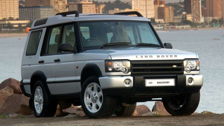 Land Rover Discovery 2 фото спереди