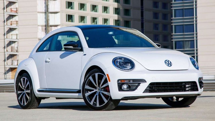 Volkswagen Beetle 2017-2018 фото спереди