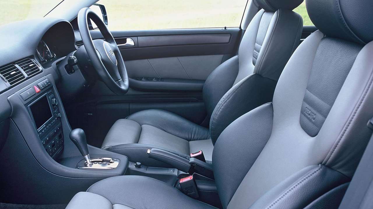 Audi RS6 C5 сиденья