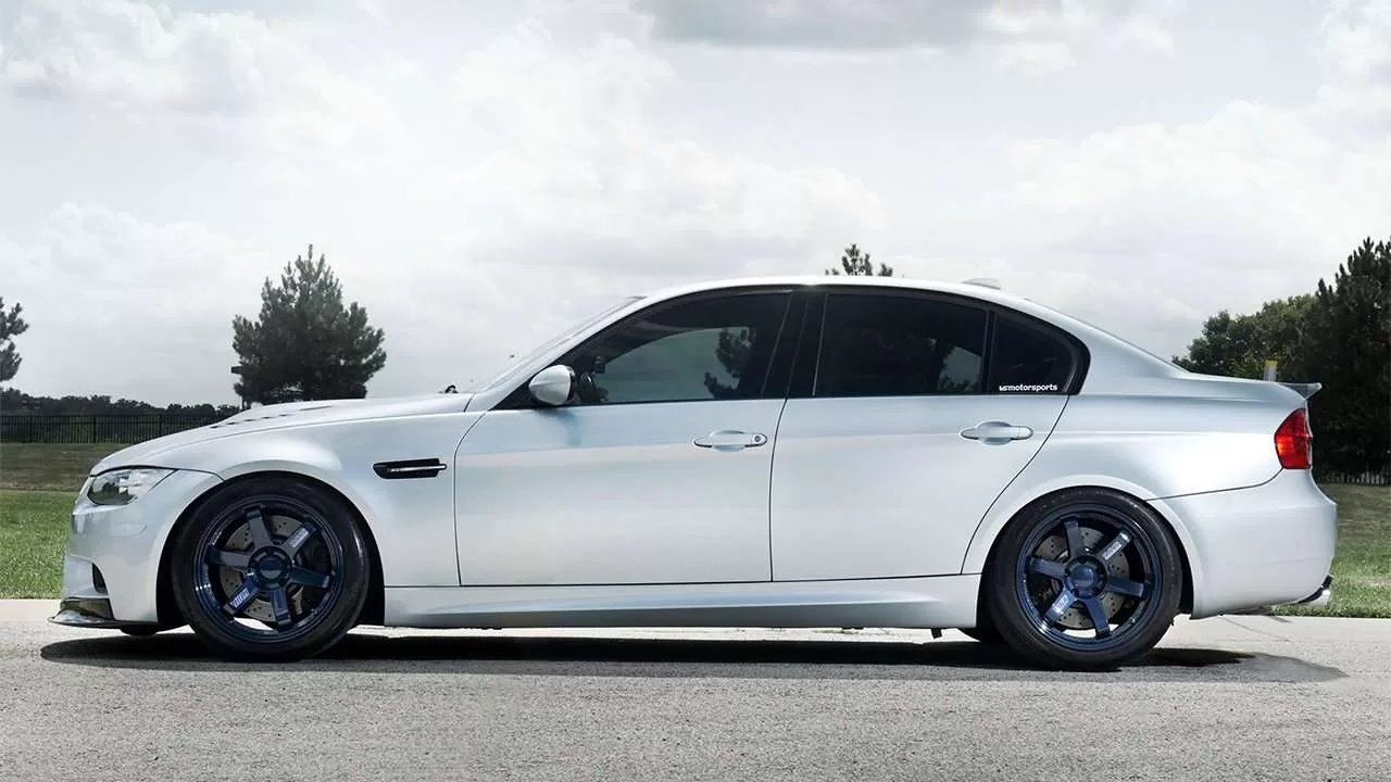 Профиль BMW M3 e90