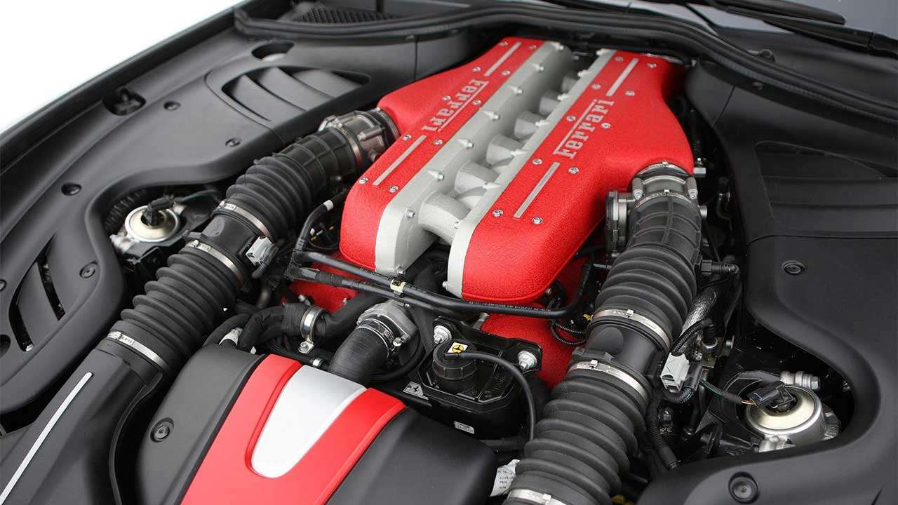 Фото двигателя Ferrari ФФ