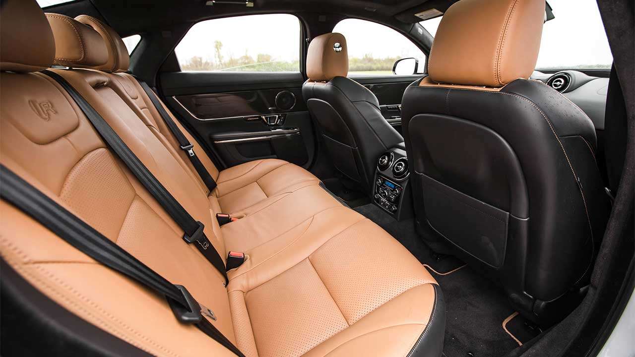 Задний диван Jaguar XJR