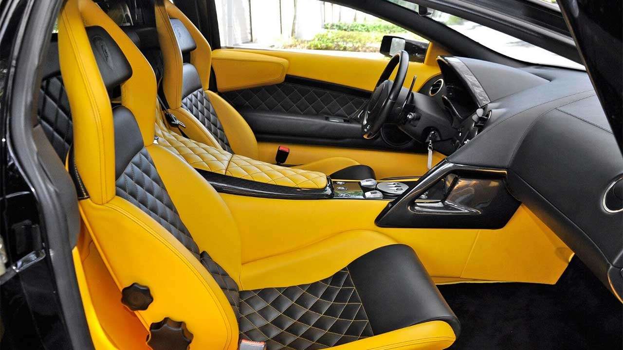 Фото кресел Lamborghini Murcielago LP640