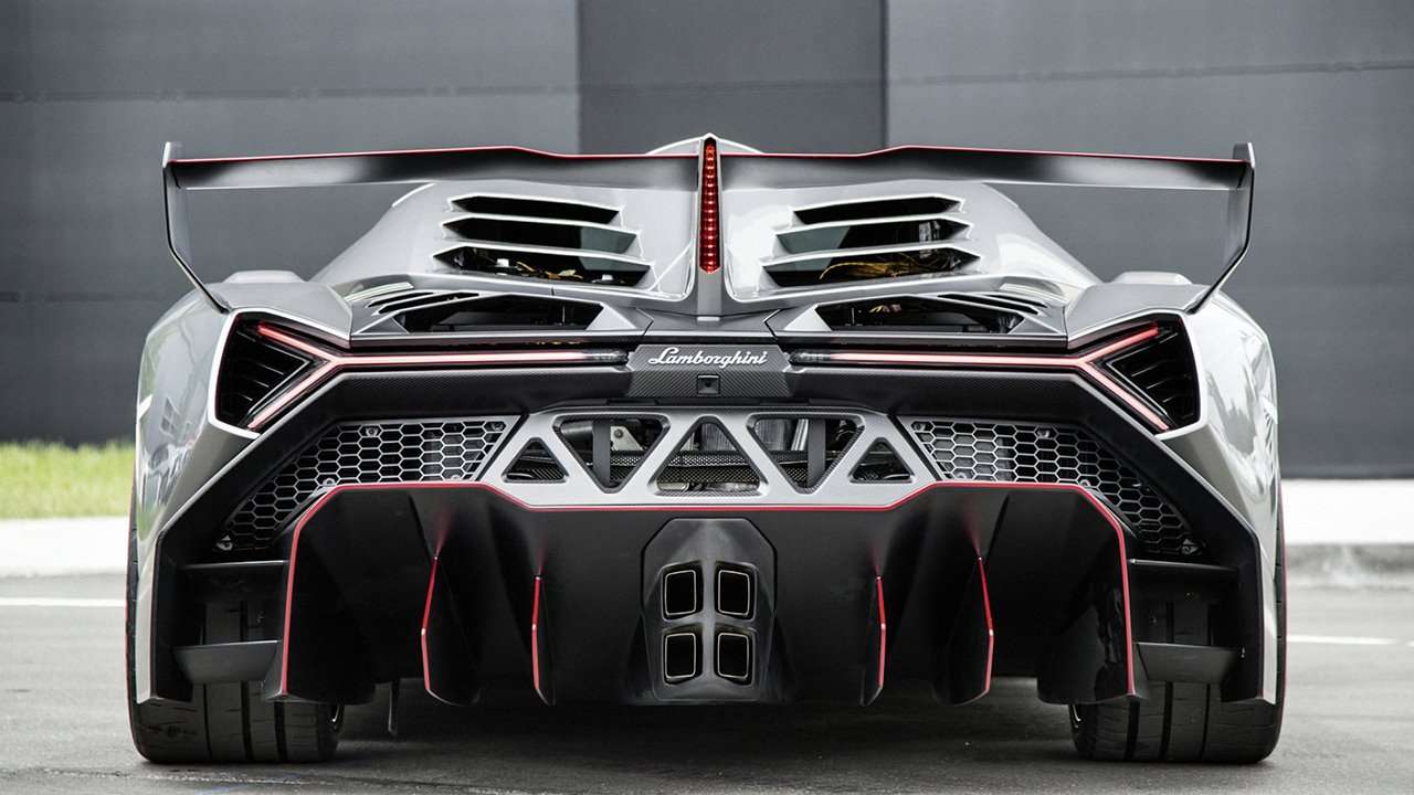 Lamborghini Veneno 2018-2019 фото сзади
