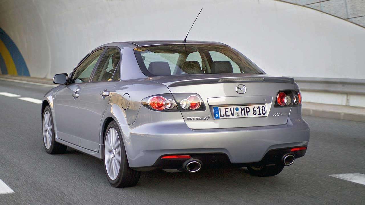 Mazda 6 MPS фото сзади