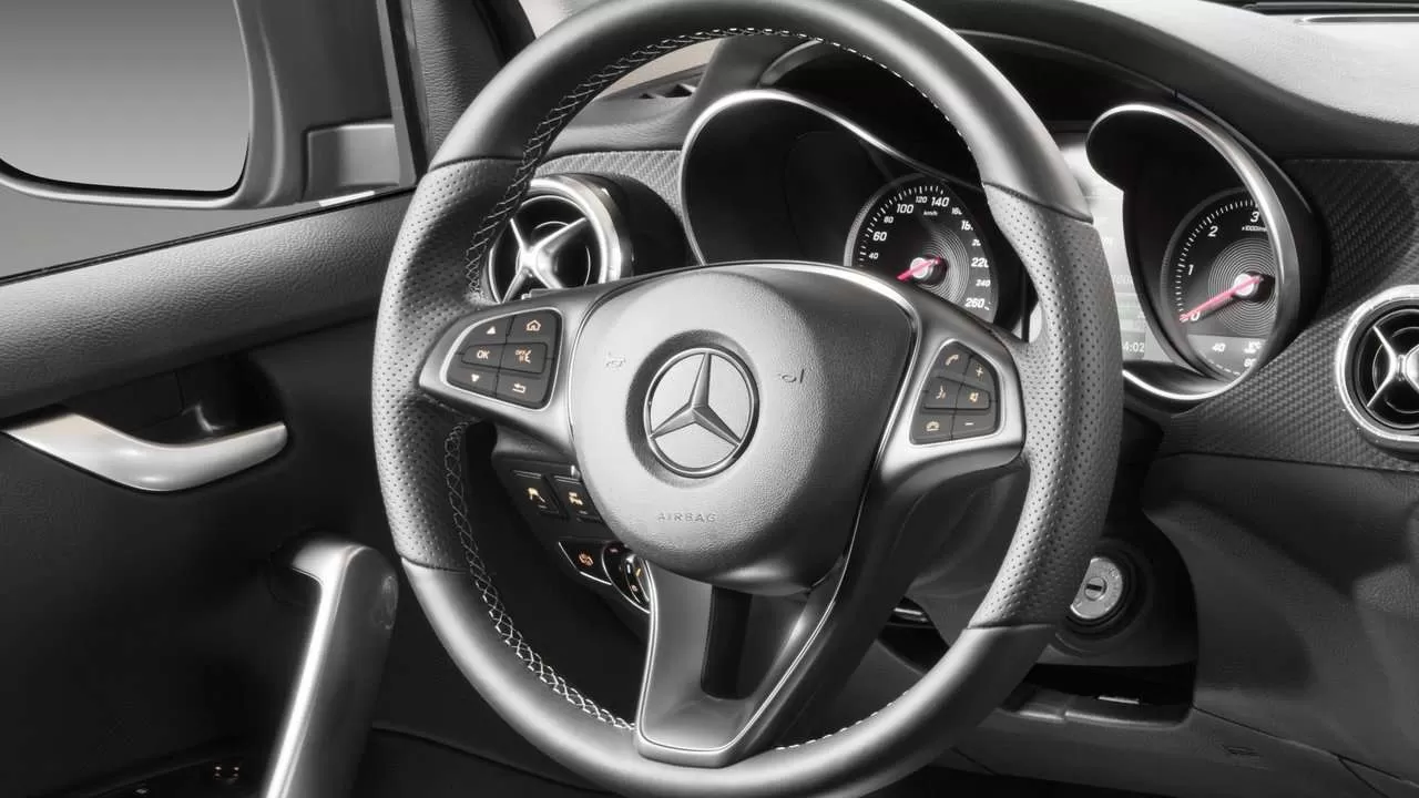 Руль Mercedes-Benz X-Class 2020-2021