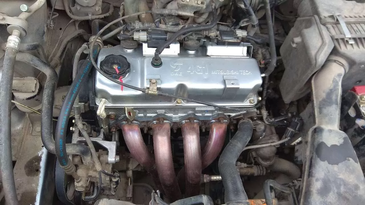 Двигатель 4G18