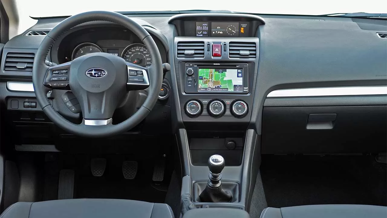 Subaru XV 2012-2016 салон