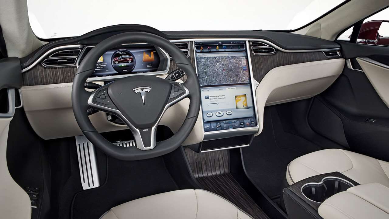 Фото Tesla Model S