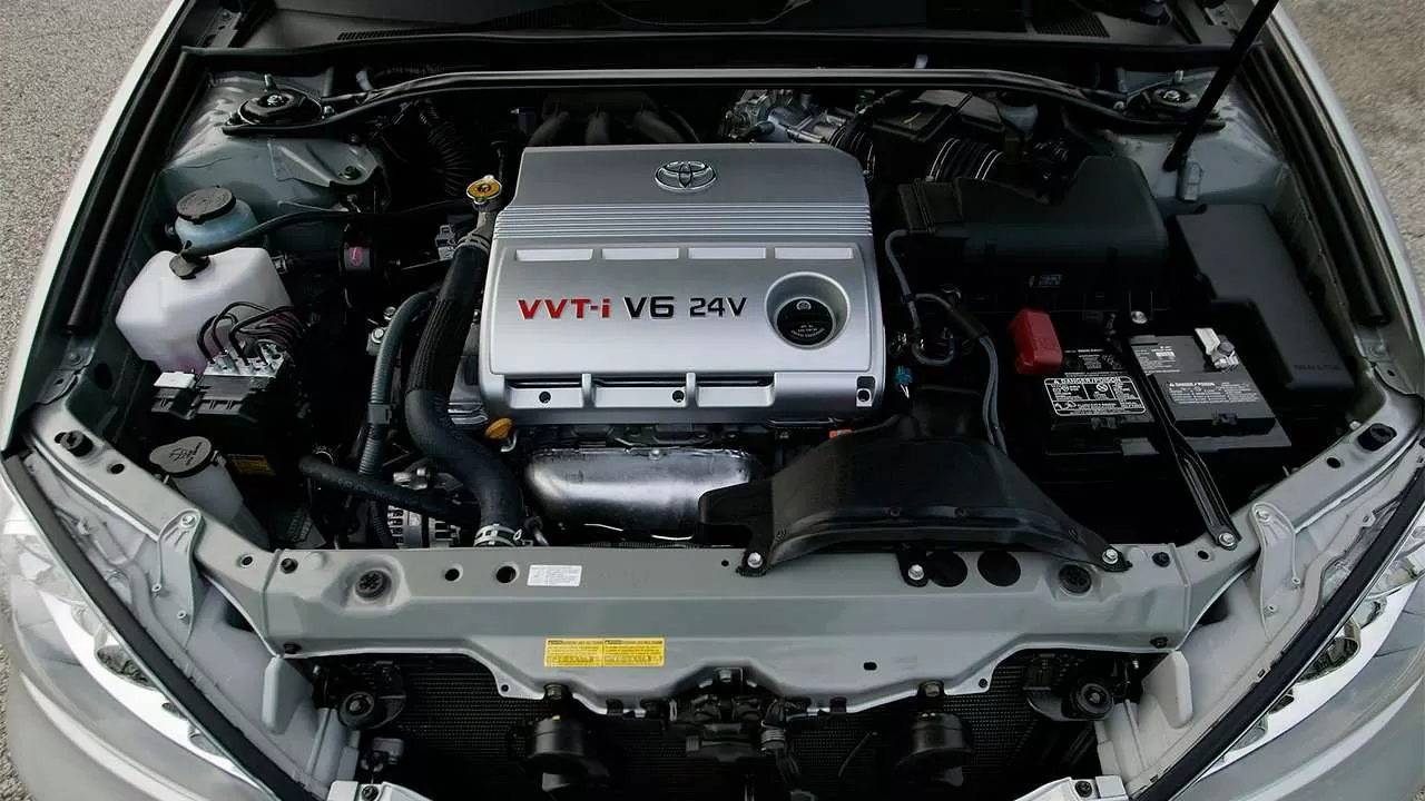 Фото двигателя V6 Камри