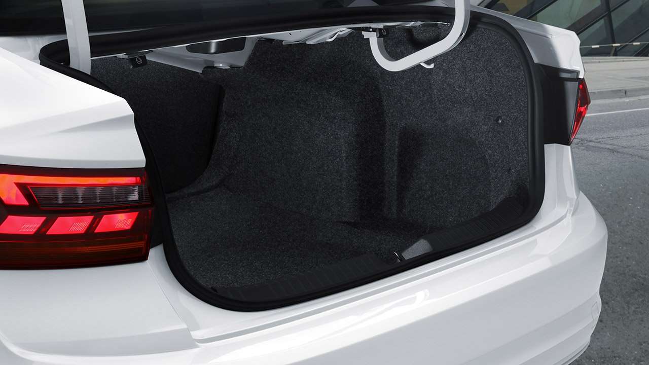 Фото багажника Volkswagen Jetta 2021-2022