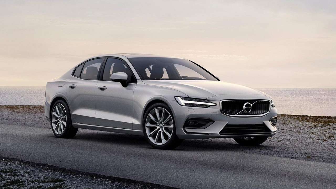 Volvo S60 2020-2021 фото спереди